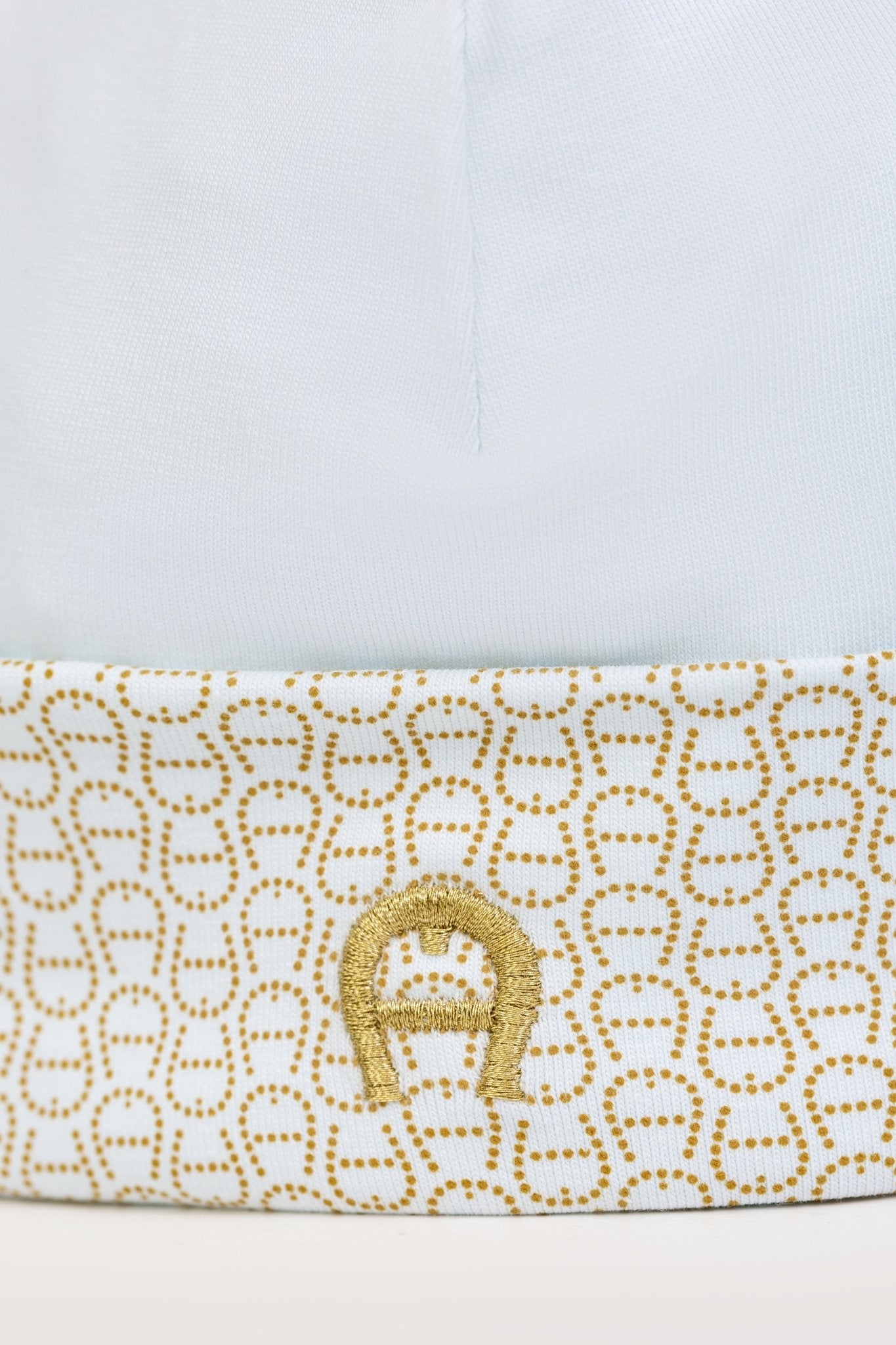 AIGNERLogo Baby Hat4062176752844SAVANNA