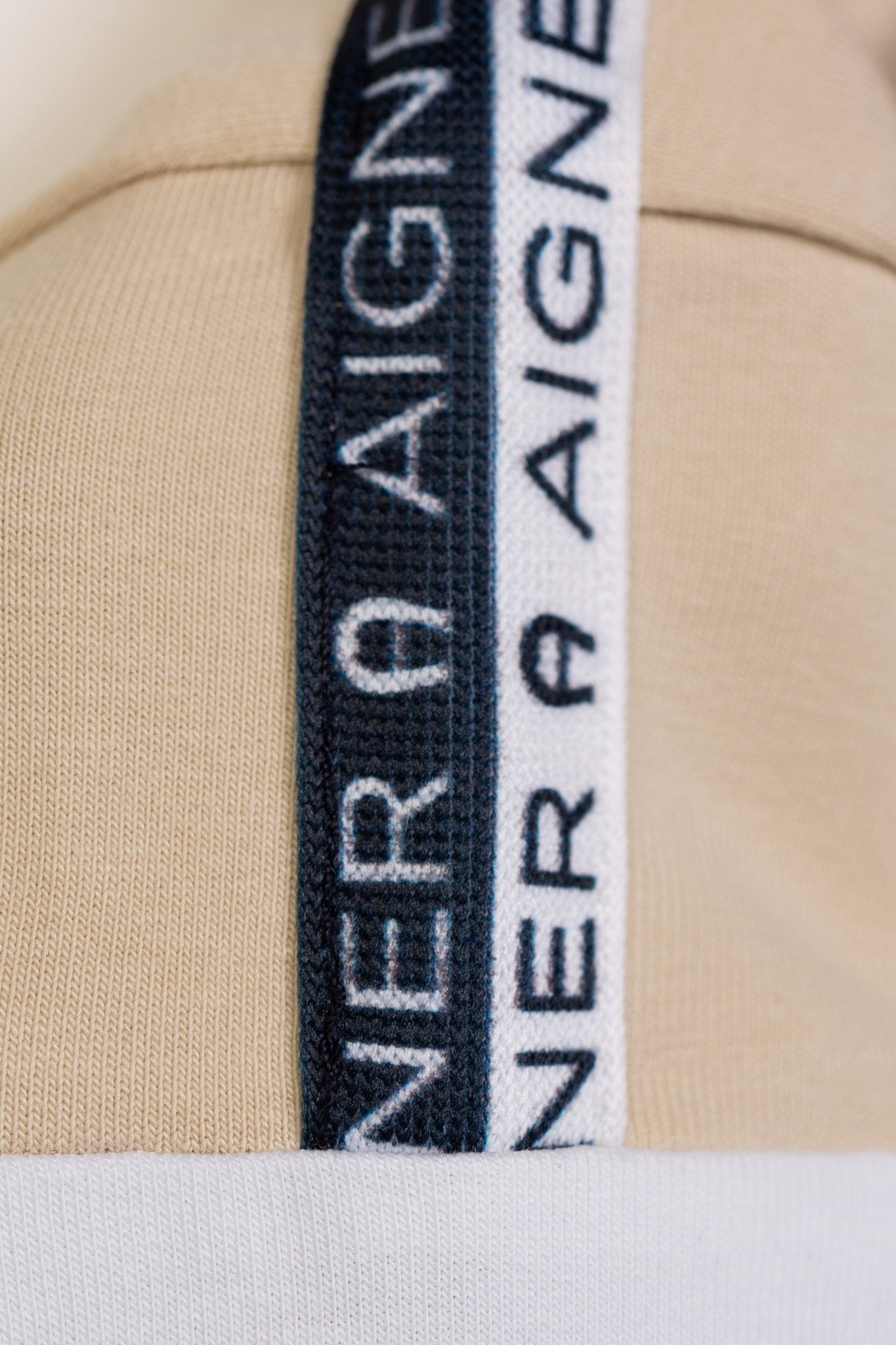 AIGNERLogo Polo Sweatshirt4062176776895SAVANNA