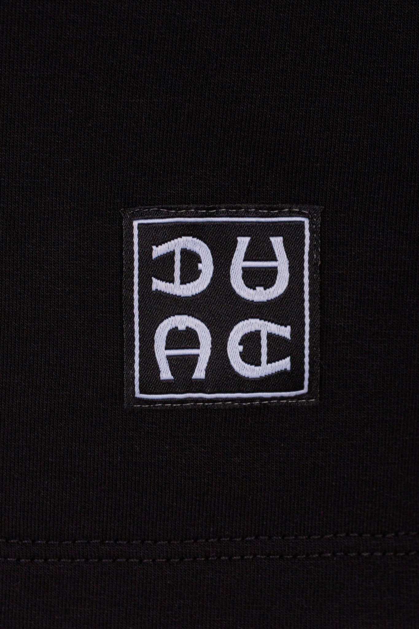 AIGNERLogo Print Shorts4062176661917SAVANNA