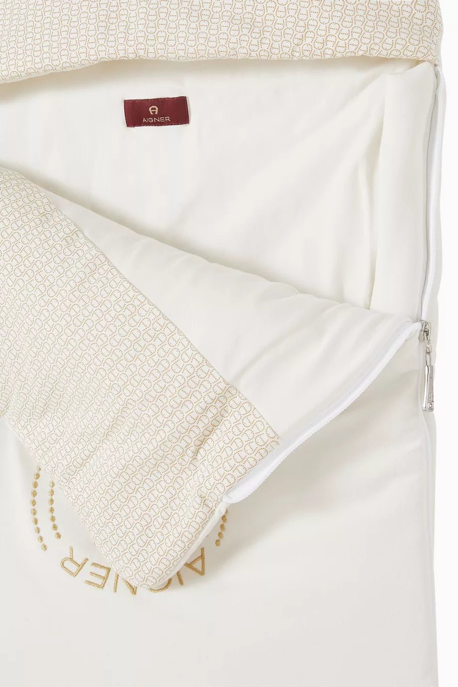 AIGNERLogo Sleeping Nest4062176821144SAVANNA