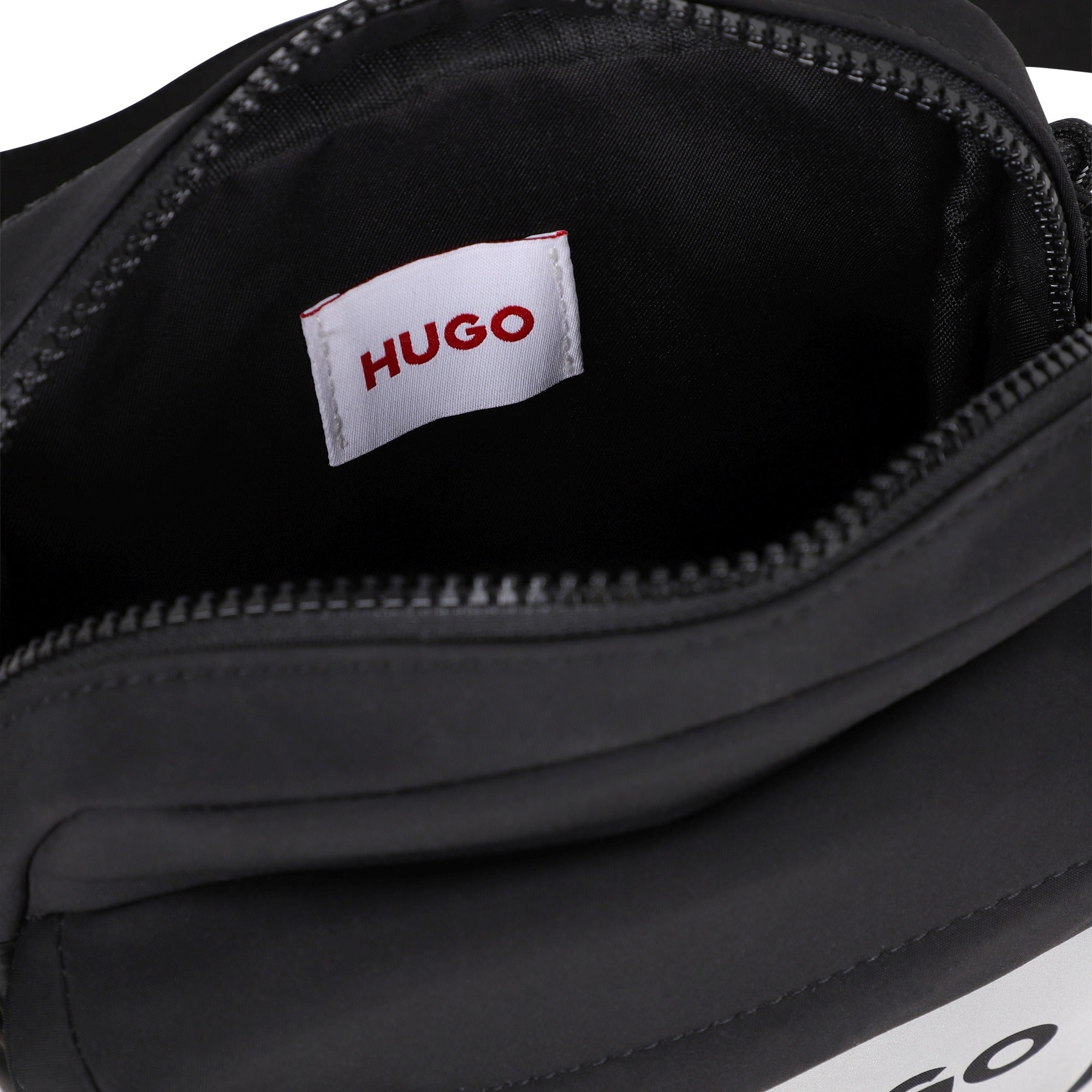 HUGOLogo Crossbody Bag3617165861000SAVANNA