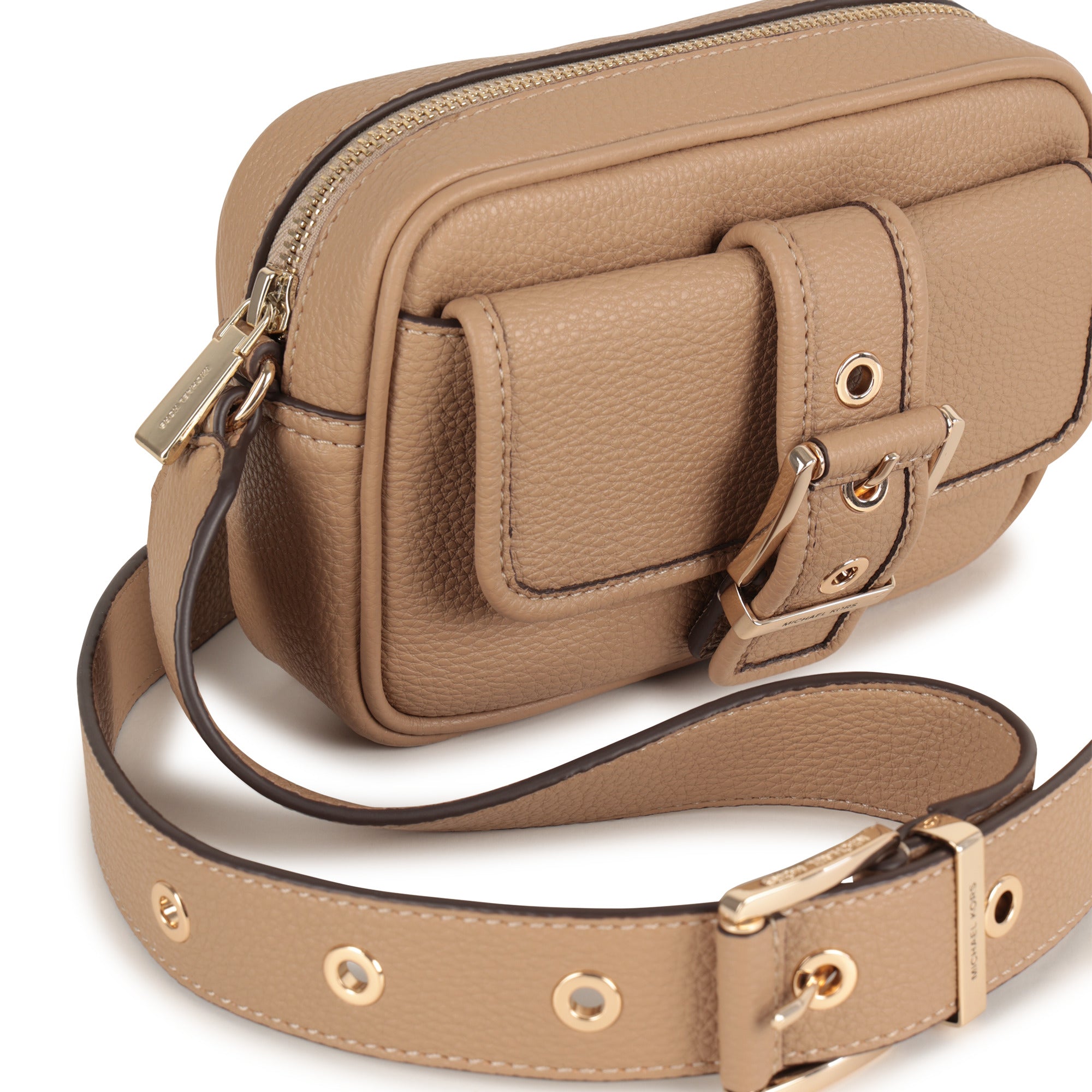 Michael KorsBuckle Detail Shoulder Bag3617165626395SAVANNA