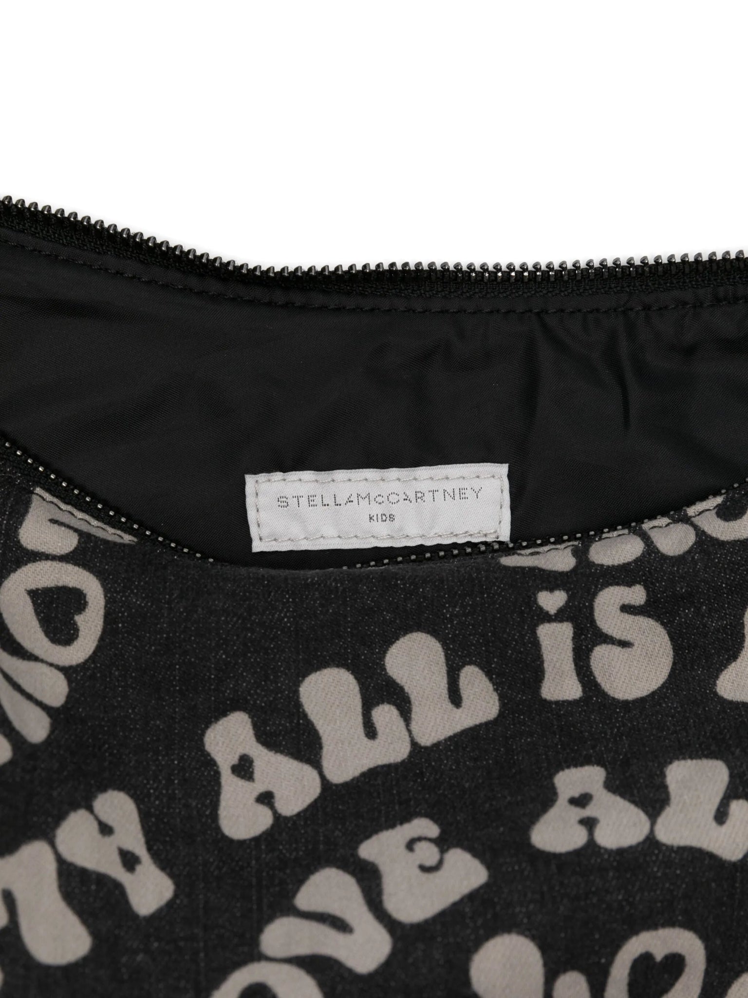 Stella McCartneyLove Print Half Moon Bag8055178949684SAVANNA