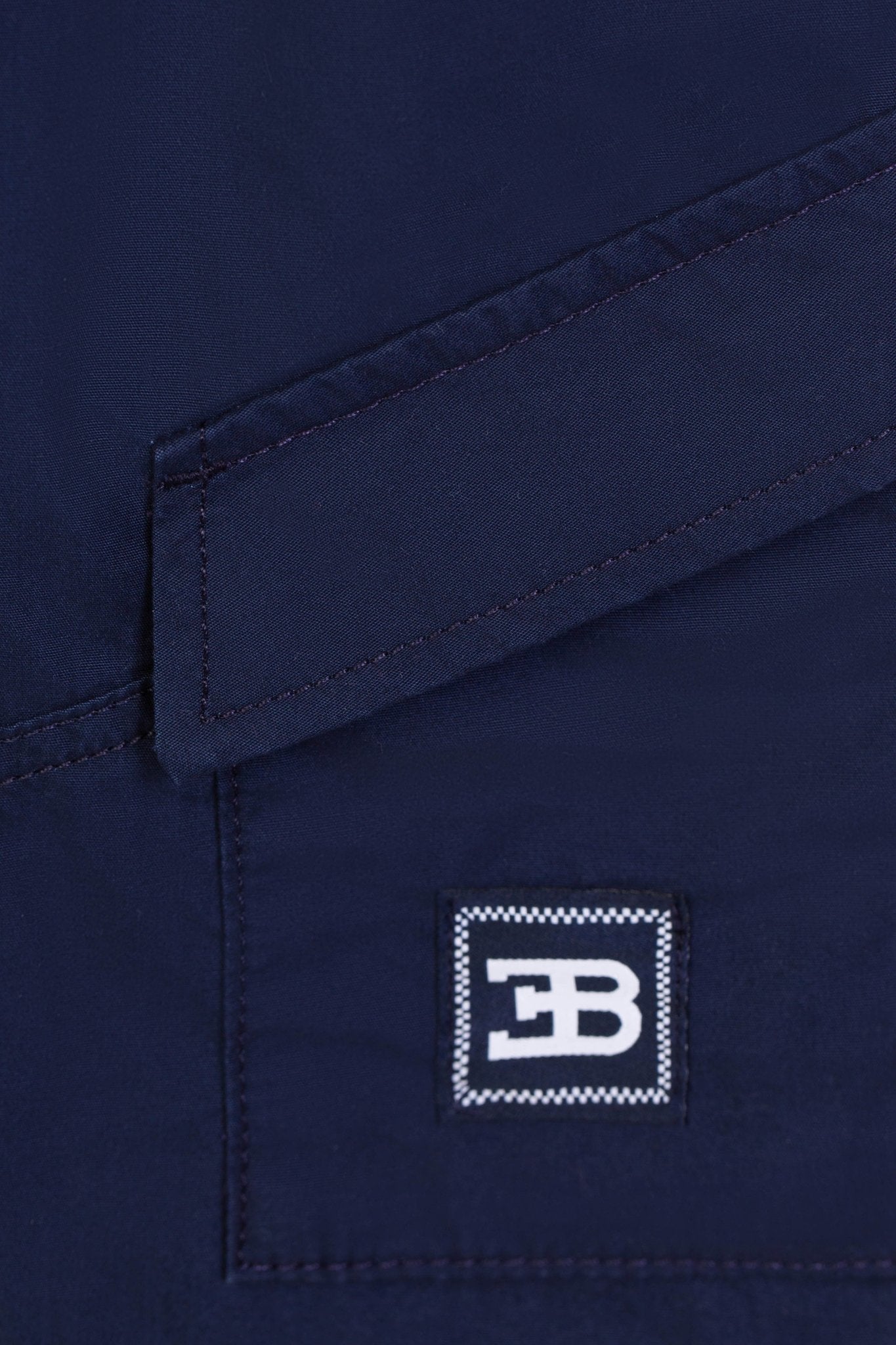BUGATTIPatch Logo Shorts4062176867944SAVANNA