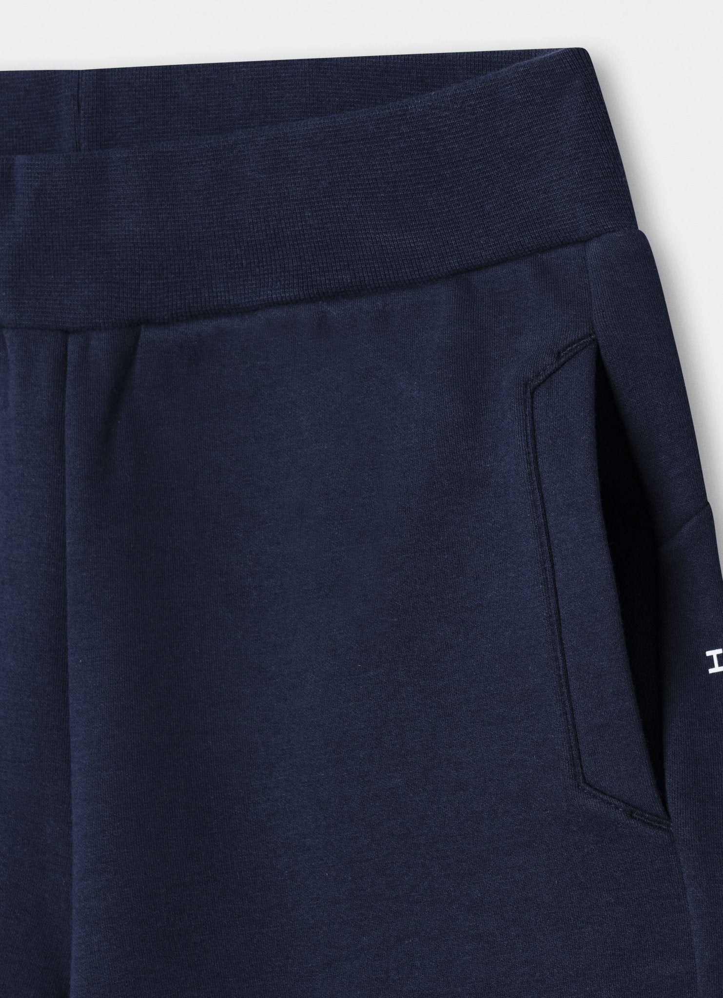 Hackett LondonClassic Fit Branded Sweat Shorts5063698142372SAVANNA