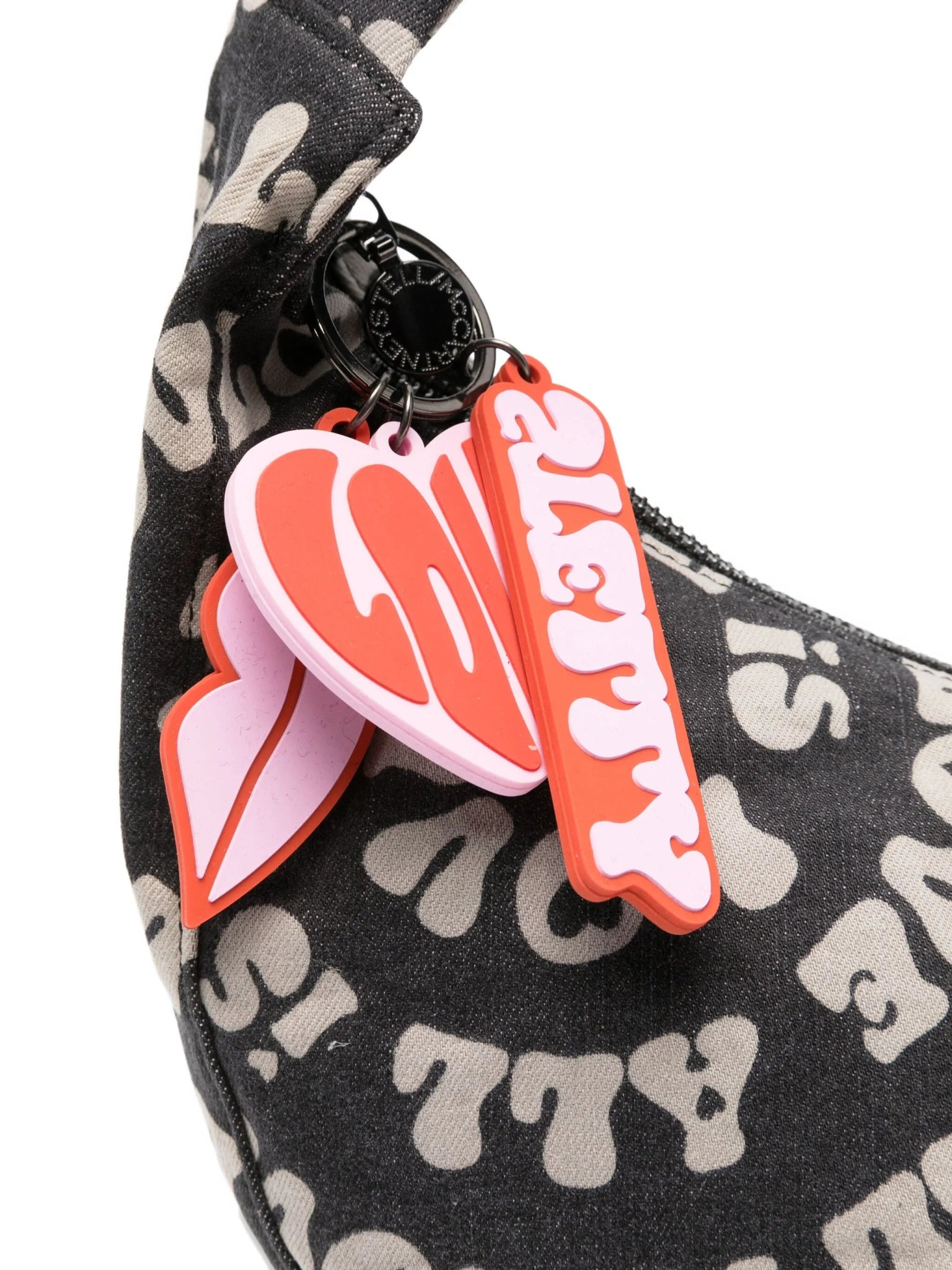 Stella McCartneyLove Print Half Moon Bag8055178949684SAVANNA